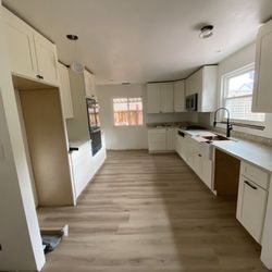 T&W Construction - New kitchen and vinyl flooring installation San jose