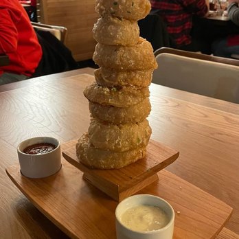 Gordon Ramsay Burger - Onion Rings - Salad Near Me - Chicago, Illinois