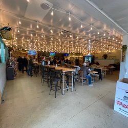 Makai Brewing Company