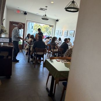 Anajak Thai - Thai Near Me - Sherman Oaks, California