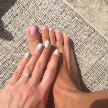 Luxicure - Great color choices! - Nail Salons Near Me - Hatfield, Pennsylvania