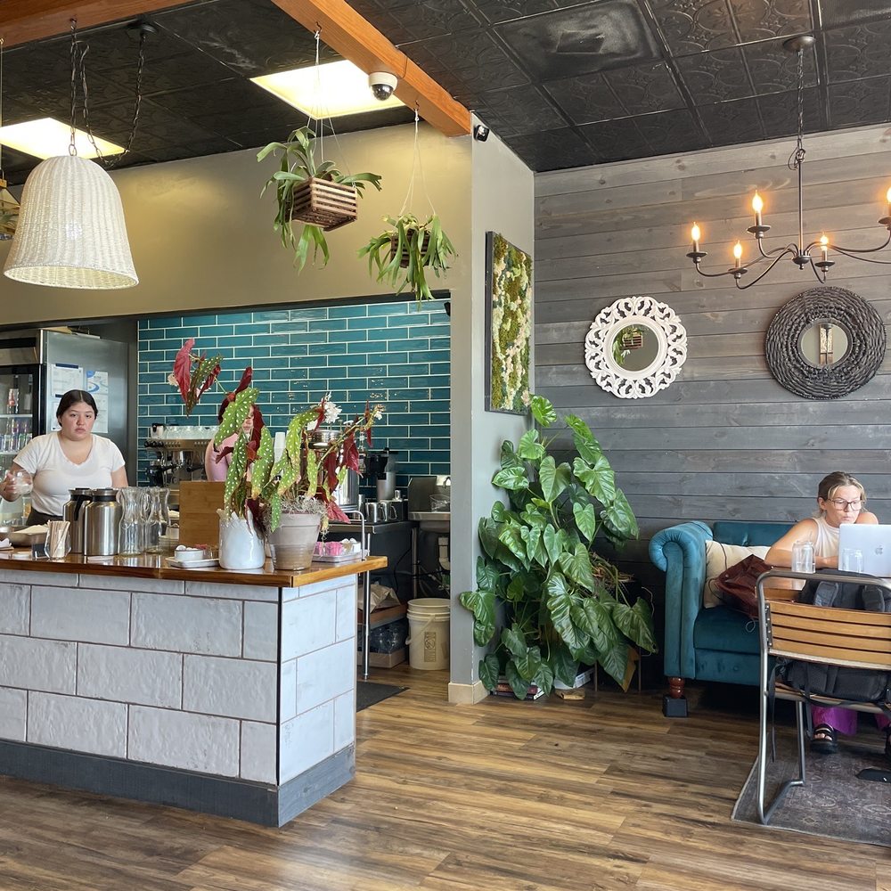 Meating Ground Cafe - Breakfast & Brunch Near Me - Winterville, North Carolina Meating Ground Cafe - Breakfast & Brunch Near Me - Winterville, North Carolina