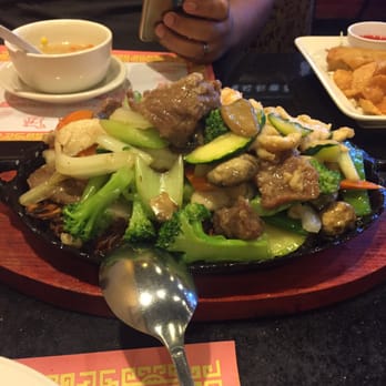 New China - My pan fried noodle plate with no pork. Comes with beef,chicken, shrimp - Chinese Near Me - Visalia, California New China - My pan fried noodle plate with no pork. Comes with beef,chicken, shrimp - Chinese Near Me - Visalia, California