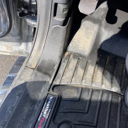 Starbrite Car Wash - Floor mat and door jam