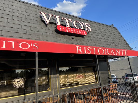 Vito's Ristorante by null