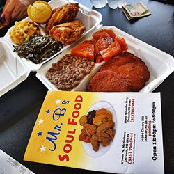 Mr B's Soul Food - Hot n New on  Cherry Hill in Inkster has dining room and restrooms too spotless clean