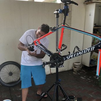 Hitchwheels - I sat and watched him take apart my bike and he showed me how to clean it - Bike Repair/Maintenance Near Me Hitchwheels - I sat and watched him take apart my bike and he showed me how to clean it - Bike Repair/Maintenance Near Me