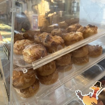 La Tour Cafe - Cafes Near Me - Honolulu, Hawaii La Tour Cafe - Cafes Near Me - Honolulu, Hawaii