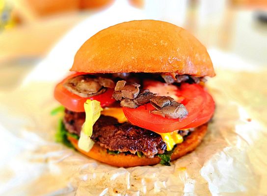 Best Buns Bakery & Burgers by null