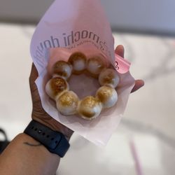 Bober Tea & Coffee - Crème brule mochi donut