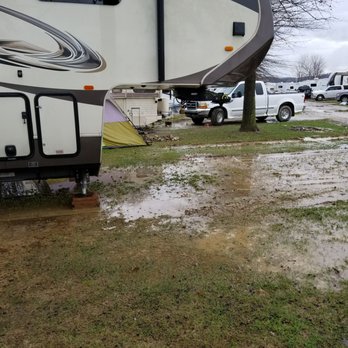 Beyonder Getaway Rising Sun - This is where we normally park but you can't walk to your vehicle without your shoes getting muddy or stuck. - Campgrounds Near Me - Rising Sun, Indiana Beyonder Getaway Rising Sun - This is where we normally park but you can't walk to your vehicle without your shoes getting muddy or stuck. - Campgrounds Near Me - Rising Sun, Indiana