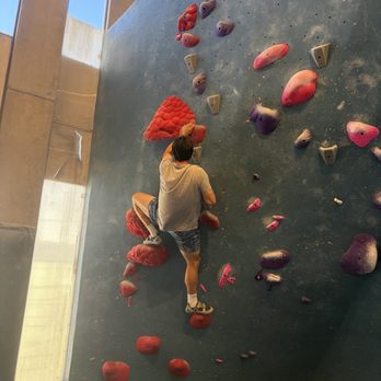 Bouldering Project - Poplar - Yoga Near Me - Seattle, Washington
