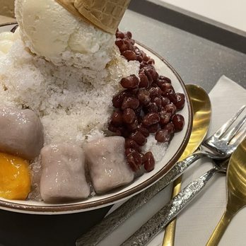 Adore x Black Ball - Shaved ice cream - Patisserie/Cake Shop Near Me - Thornhill, Ontario Adore x Black Ball - Shaved ice cream - Patisserie/Cake Shop Near Me - Thornhill, Ontario