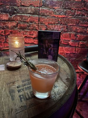 Watts & Ward by null