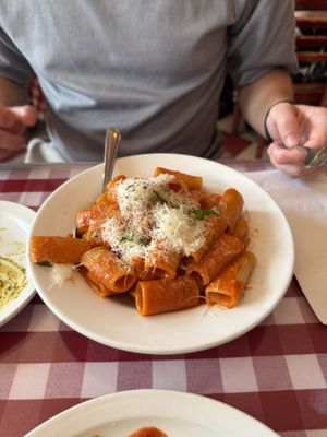 Sugo by null