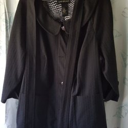 Lee's One Hour Dry Cleaners