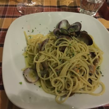 I Clementini - Pasta with clams - simple but flavorful dish - Roman Near Me - Rome, RM