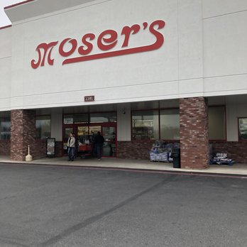 Moser's Foods - the front of the store - Grocery Near Me - Mexico, Missouri Moser's Foods - the front of the store - Grocery Near Me - Mexico, Missouri
