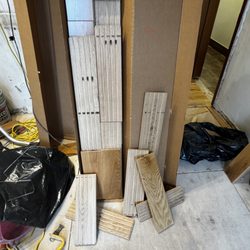 Global Flooring - Entire box filled with 1 foot long pieces. They charged me $7.50 per ft. Wouldn't pick it up.i needed a van drop it off. 25% restocking fee