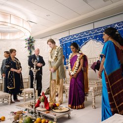 S Asian Weddings - South Indian Wedding Ceremony. Minneapolis, MN. American and Indian fusion wedding ceremony.