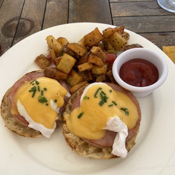 Soleil - Eggs Benedict - New American Near Me - Destin, Florida Soleil - Eggs Benedict - New American Near Me - Destin, Florida