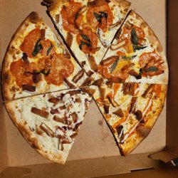 Daniel's Pizzeria - Chicken vodka, buffalo chicken, and chicken bacon ranch