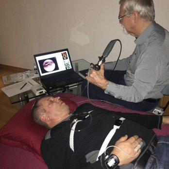 Primar i.R. Dr. Robert Pavelka - Videoschlafendoskopie: im intravenös induzierten Schlaf werden die Schnarch- und Schlafapnoe-Mechanismen nasenendoskopisch er... - Medical Centers Near Me - Baden, 3