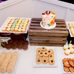 Silver Spoon Bakery - Dessert spread