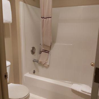 Headwaters Lodge & Cabins at Flagg Ranch - Bathroom - Hotels Near Me - Moran, Wyoming