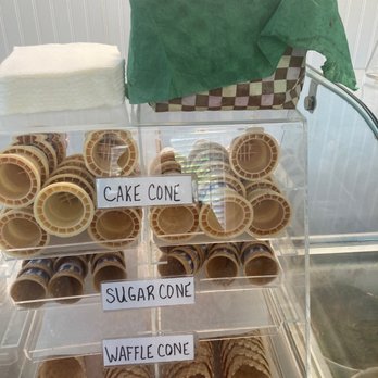 Jekyll Island Sweet Shoppe - ice cream containers - Candy Stores Near Me - Jekyll Island, Georgia Jekyll Island Sweet Shoppe - ice cream containers - Candy Stores Near Me - Jekyll Island, Georgia