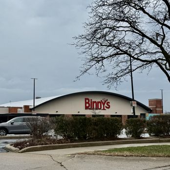 Binny's Beverage Depot - Storefront - Beer, Wine & Spirits Near Me - Lincolnwood, Illinois Binny's Beverage Depot - Storefront - Beer, Wine & Spirits Near Me - Lincolnwood, Illinois
