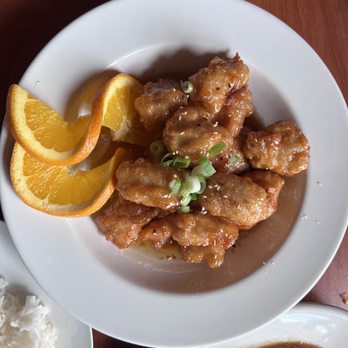 Laan Thai Restaurant - Orange Chicken - Thai Near Me - Ogden, Utah