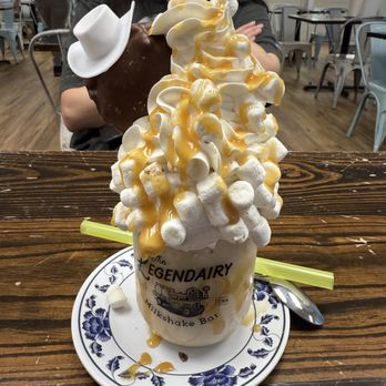 Legendairy Milkshake Bar - Ice Cream & Frozen Yogurt Near Me - Nashville, Tennessee