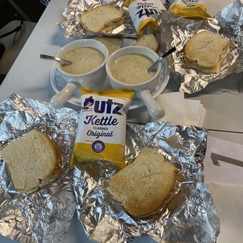 Alive & Kicking Lobsters - Lobster sandwich + clam chowder - Seafood Near Me - Cambridge, Massachusetts