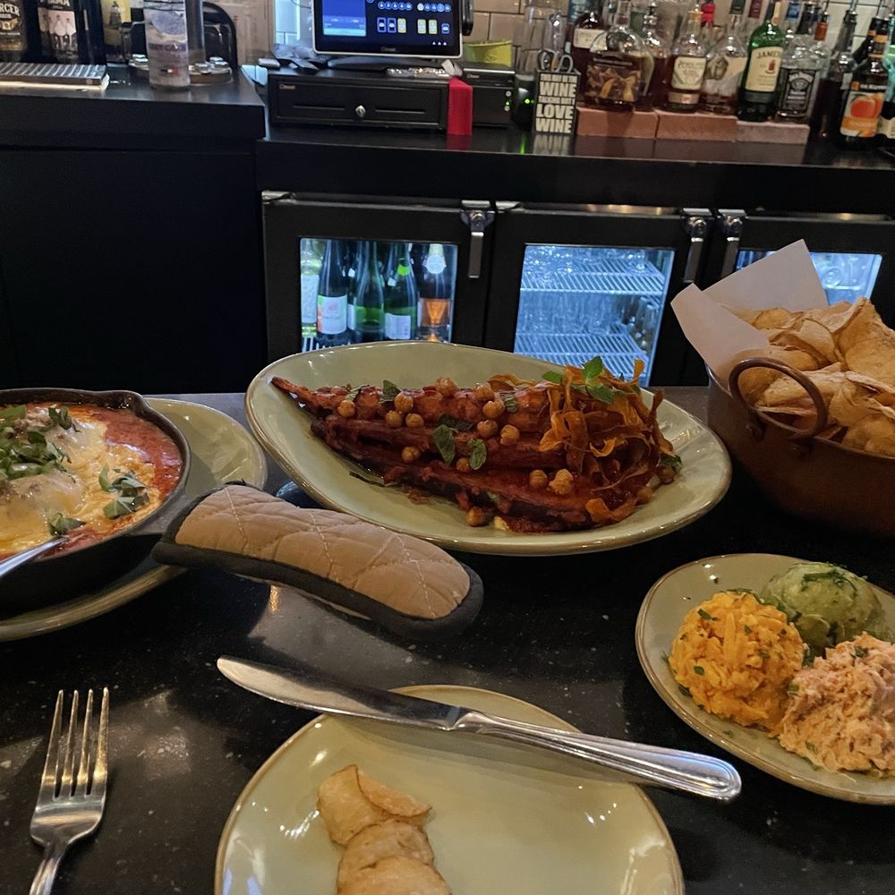 LU LU Craft Bar + Kitchen - Chicken parm meatballs, giant carrots and the yummy dips and chips! - Bars Near Me - Richland, Washington LU LU Craft Bar + Kitchen - Chicken parm meatballs, giant carrots and the yummy dips and chips! - Bars Near Me - Richland, Washington