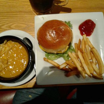 Chili's - Double cheeseburger , fried and chicken tortilla soup - American Near Me - Kapolei, Hawaii Chili's - Double cheeseburger , fried and chicken tortilla soup - American Near Me - Kapolei, Hawaii