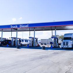 Rotten Robbie - Truck diesel pumps