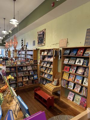 Scuppernong Books by null