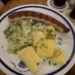 Im Goldenen Kessel - Bratwurst