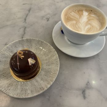 Karl Fazer Café - Insta/Beli/TikTok: @amei_eats - Coffee & Tea Near Me - Helsinki, 18