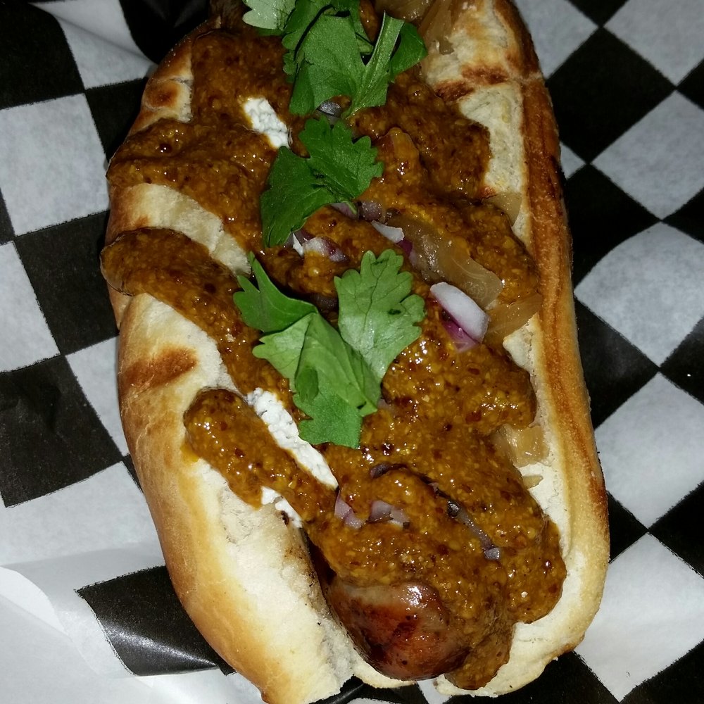 Moon Tower - Dive Bars Near Me - Houston, Texas Moon Tower - Dive Bars Near Me - Houston, Texas