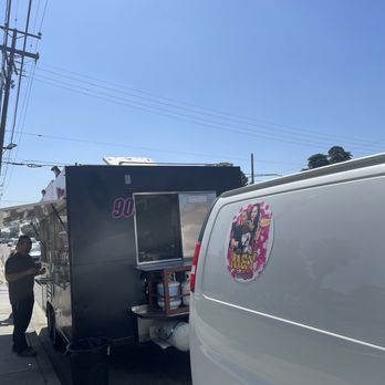 M&Y Boorrito - Food Trucks Near Me - Rialto , California