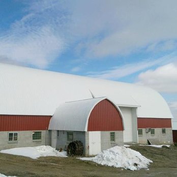 Hershberger Construction - a red and white barn - General Contractors Near Me - Lime Springs, Iowa Hershberger Construction - a red and white barn - General Contractors Near Me - Lime Springs, Iowa