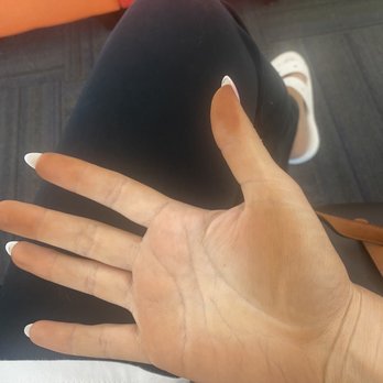 EZ Tan Tanning Salon - My hands were ORANGE because the sprayer didn't tell me to put lotion on or even advise me on how to remove it. - Spray Tanning Near Me - Bakersfield, California EZ Tan Tanning Salon - My hands were ORANGE because the sprayer didn't tell me to put lotion on or even advise me on how to remove it. - Spray Tanning Near Me - Bakersfield, California