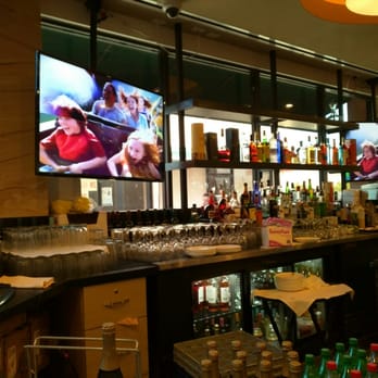 Koi Palace - Bar area - Dim Sum Near Me - Milpitas, California