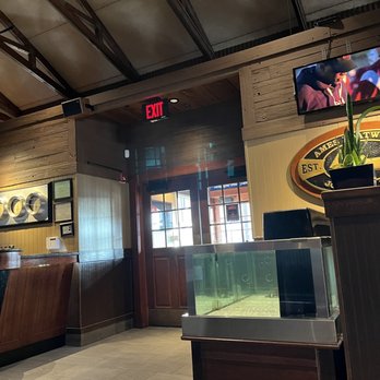Red Lobster - Inside - Seafood Near Me - Orem, Utah