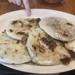 Olocuilta Pupuseria - Rice flour pupusas.