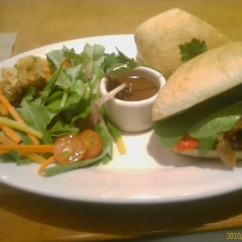 Cafe Bistro at Nordstrom - Honey Chipotle Steak Sandwich - New American Near Me - Cerritos, California