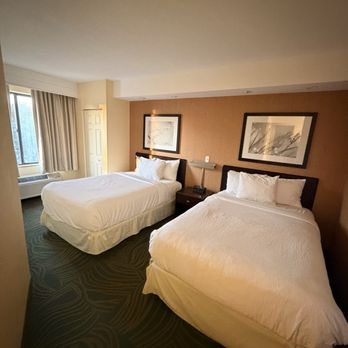 SpringHill Suites by Marriott Tampa Brandon - Guest room when it's not a king - Hotels Near Me - Tampa, Florida SpringHill Suites by Marriott Tampa Brandon - Guest room when it's not a king - Hotels Near Me - Tampa, Florida