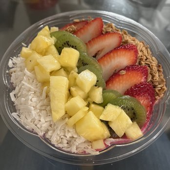 Baya Bar - Acai & Smoothie Shop - Copa Cabana Bowl W/ Strawberry - Juice Bars & Smoothies Near Me - Brooklyn, New York Baya Bar - Acai & Smoothie Shop - Copa Cabana Bowl W/ Strawberry - Juice Bars & Smoothies Near Me - Brooklyn, New York